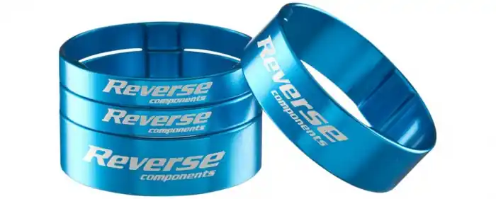 Disponibil imediat Set distantiere Reverse Ultra-Light 1 1/8 aluminiu Bleu