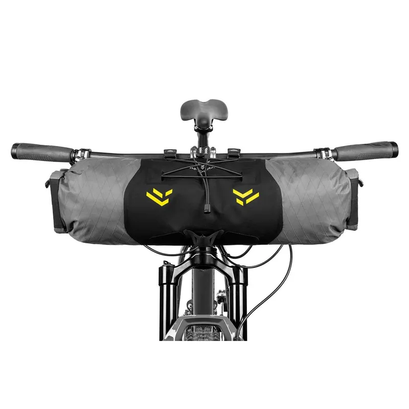 Promoție Apidura - geanta bicicleta cu prindere pe ghidon, Backcountry 2.0 Handlebar Pack 11 litri - gri negru galben