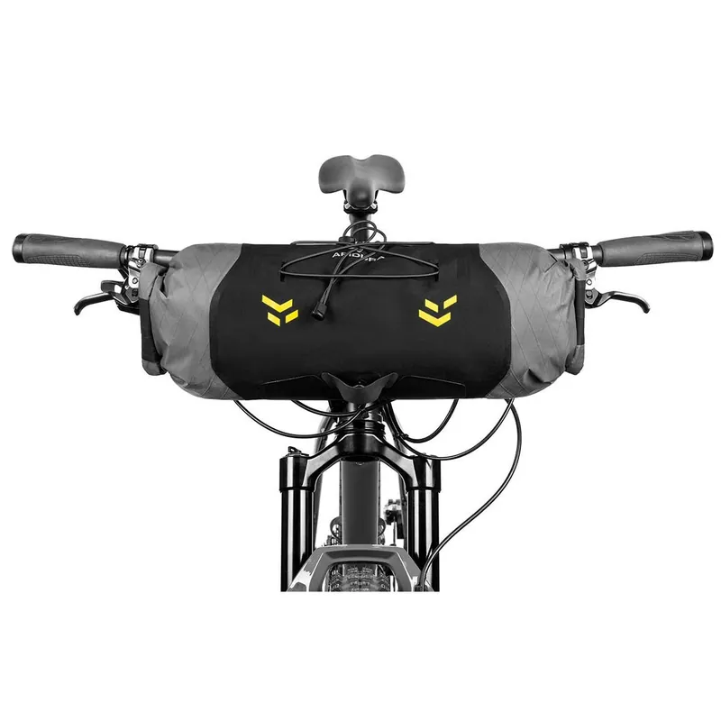 Cumpără acum Apidura - geanta bicicleta cu prindere pe ghidon, Backcountry 2.0 Handlebar Pack 7 litri - gri negru galben