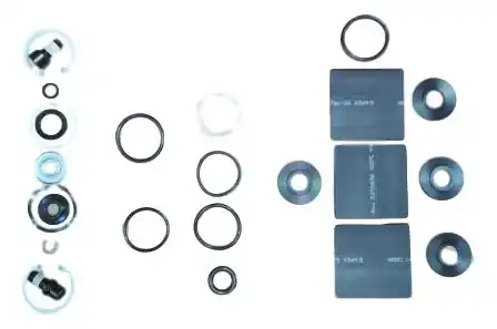 10 Boxxer Race Service Kit - Silver Chilipir