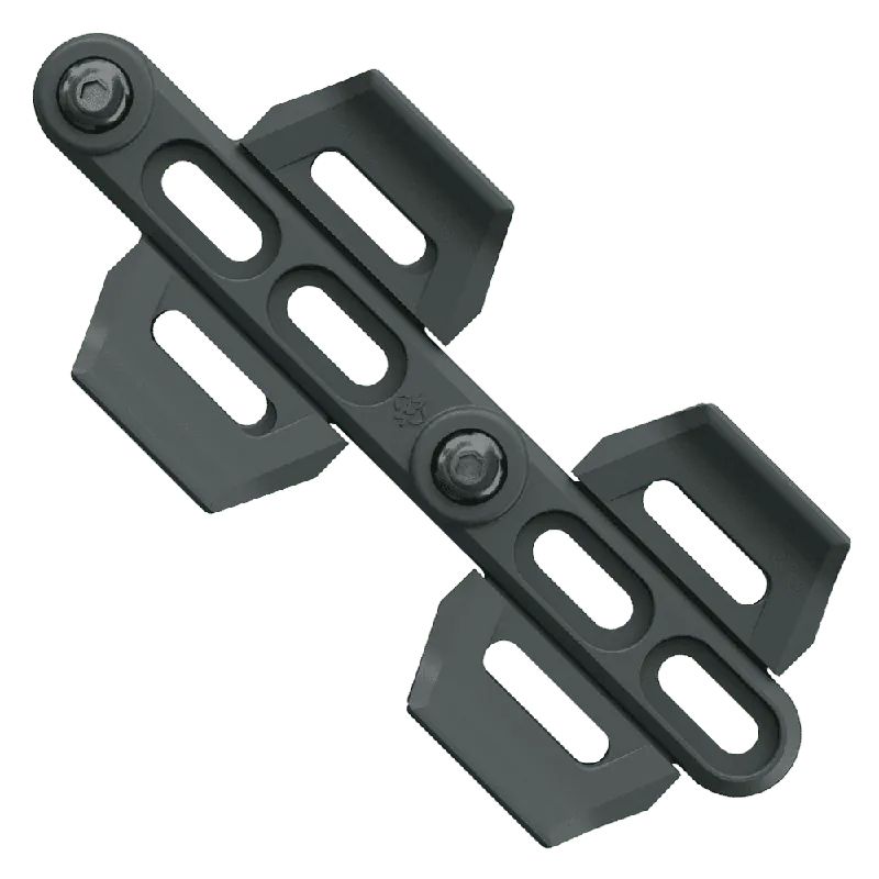 Transport gratuit Adaptor suport bidon SKS Cage Shifter Plus - Black