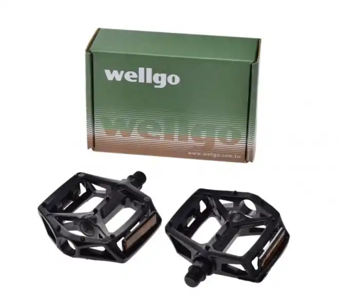 Set 2 Wellgo pedale, filet 9/16 , culoare negru Super ofertă