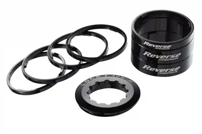 Disponibil imediat Set distantiere single speed Reverse Negre