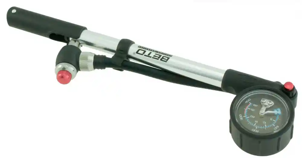 Reducere specială Pompa suspensie cu manometru, din aluminiu