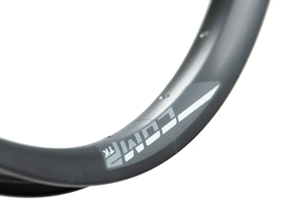 Vezi acum Jantă Merida Crossway Xt D 32 spițe, 14G (2022) - Comp Tk alu