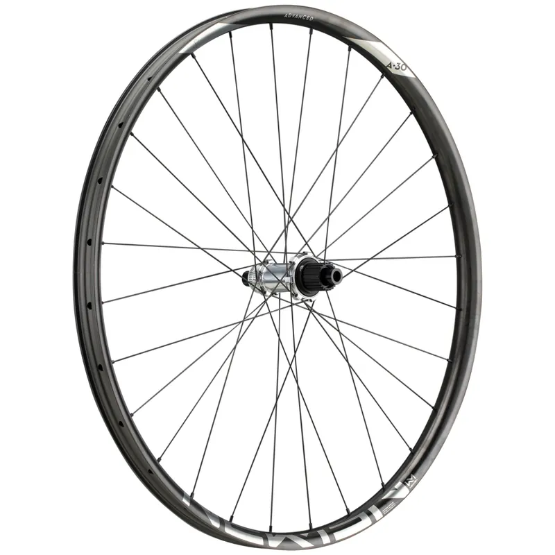 Chilipir ROATA SPATE NEWMEN ADVANCED SL A.30 CARBON 27.5" 12X148 CENTER LOCK 28H FADE SRAM XD