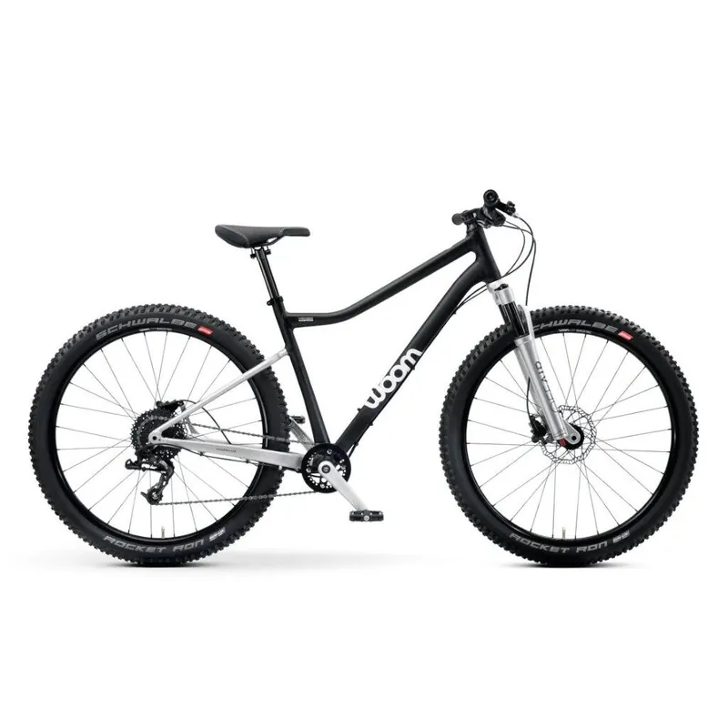 Nu rata Bicicleta copii WOOM 6 OFF AIR 26" Negru/Gri